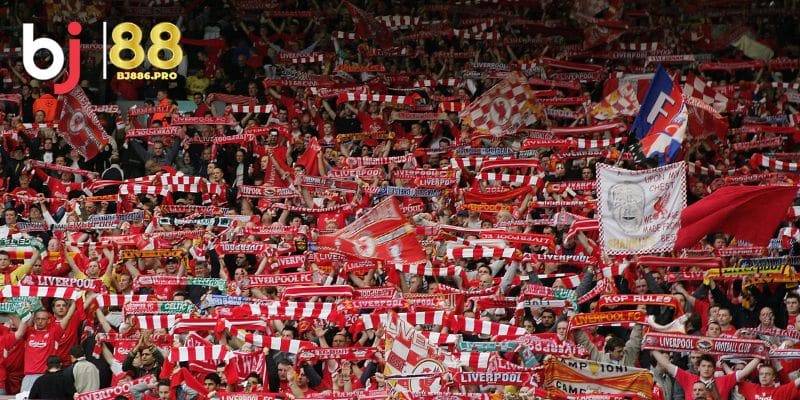 THE KOP LÀ GÌ? KHÁM PHÁ NGUỒN GỐC VÀ Ý NGHĨA CỦA BIỆT DANH NỔI TIẾNG CỦA LIVERPOOL 2 Tầm ảnh hưởng của The Kop đối với Liverpool và bóng đá Anh